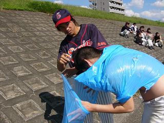 2005-10-15 14:17:40